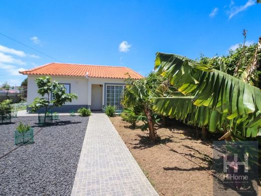 Πολυτελή κατοικία σε Vila de Porto Santo, Madeira