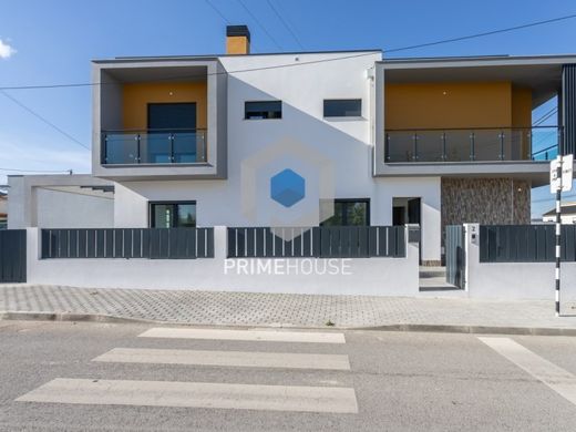 Casa Geminada - Seixal, Setúbal