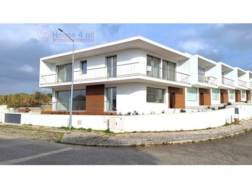 Luxury home in Caldas da Rainha, Distrito de Leiria