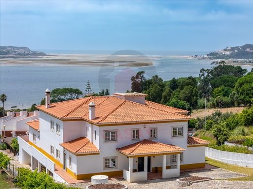 Einfamilienhaus in Caldas da Rainha, Distrito de Leiria