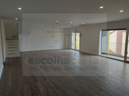 Duplex appartement in Alcochete, Distrito de Setúbal