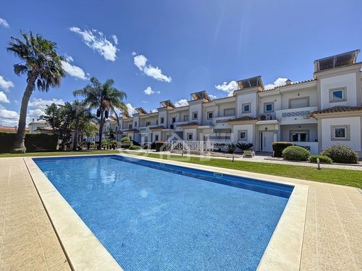 Semidetached House in Albufeira, Albufeira Municipality