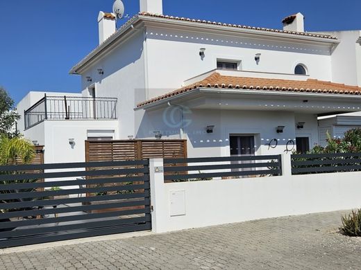 Mehrfamilienhaus in Alcácer do Sal, Distrito de Setúbal