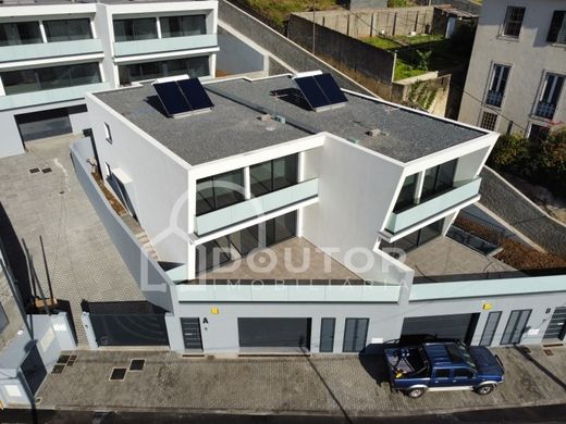 豪宅  Funchal, Madeira