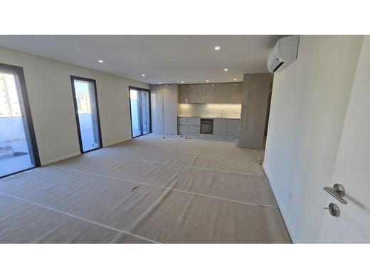 Appartement in Vila Nova de Gaia, Distrito do Porto