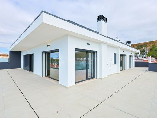 Apartment in Almada, Distrito de Setúbal