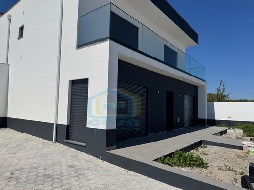 Luxury home in Lourinhã, Lisbon