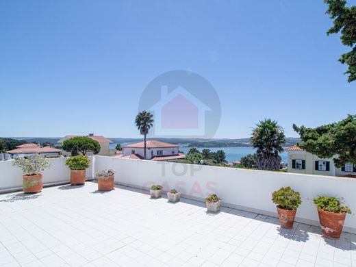 Casa Independente - Caldas da Rainha, Leiria