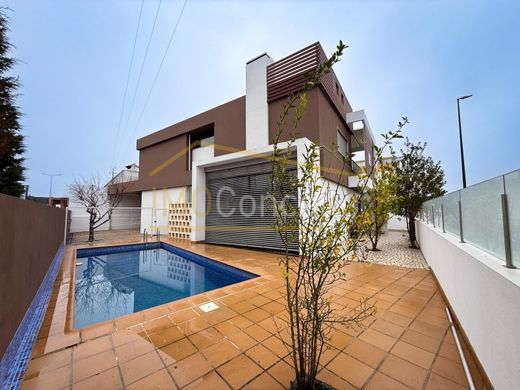 Luxus-Haus in Entroncamento, Distrito de Santarém