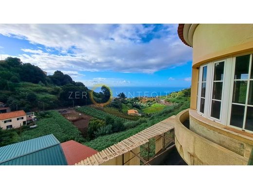 Ponta do Sol, Madeiraの高級住宅