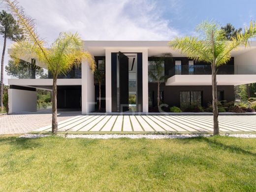 Luxe woning in Aroeira, Almada