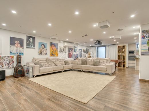 Luxus-Haus in Odivelas, Lissabon