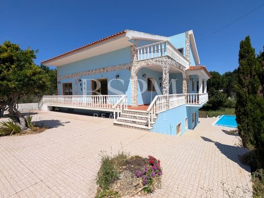 Casa en Caldas da Rainha, Leiria