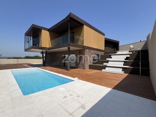 Luxury home in Vila Nova de Famalicão, Distrito de Braga
