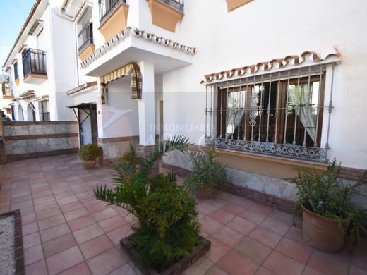 Villa multifamiliale à Fuengirola, Malaga