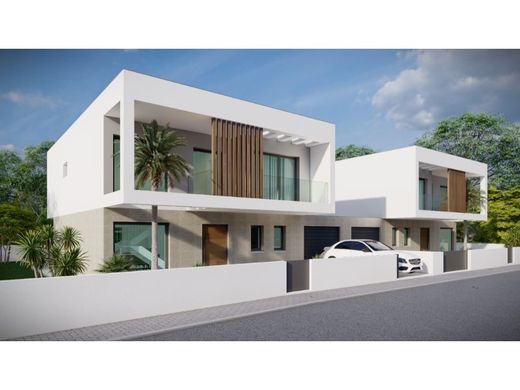 ‏בתי יוקרה ב  Charneca de Caparica, Almada