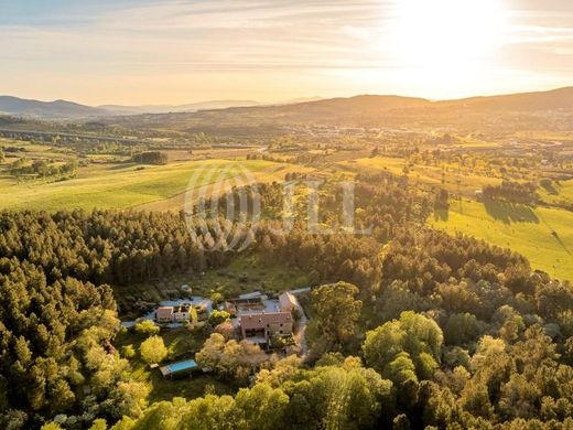 Πολυτελή κατοικία σε Covilhã, Distrito de Castelo Branco