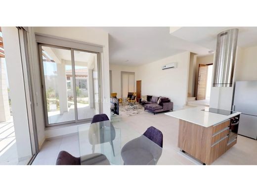 Villa à Citium, Eparchía Lárnakas