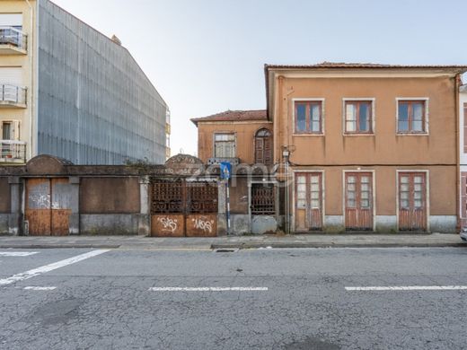 Luxus-Haus in Gondomar, Distrito do Porto