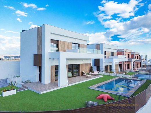Villa in Finestrat, Alicante