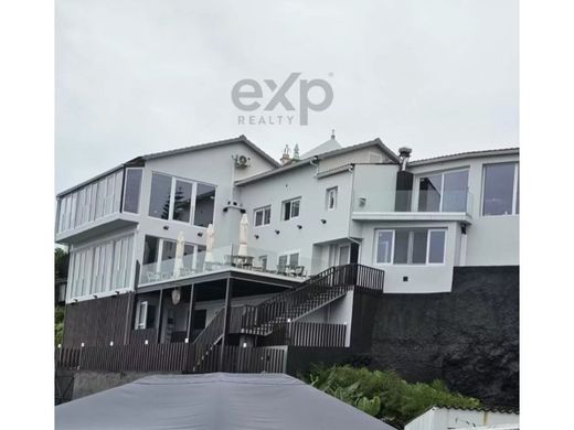 Luxus-Haus in Lajes, Lajes do Pico
