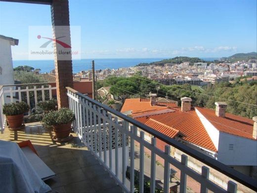 Luxe woning in Lloret de Mar, Província de Girona