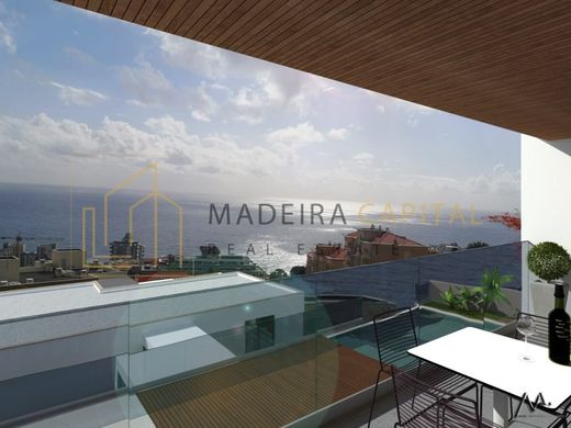 Penthouse in Funchal, Madeira