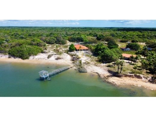 Island in Humberto de Campos, Maranhão