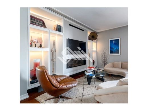 بنتهاوس ﻓﻲ بورتو, Porto