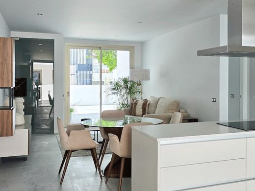 Apartment / Etagenwohnung in Tavira, Distrito de Faro