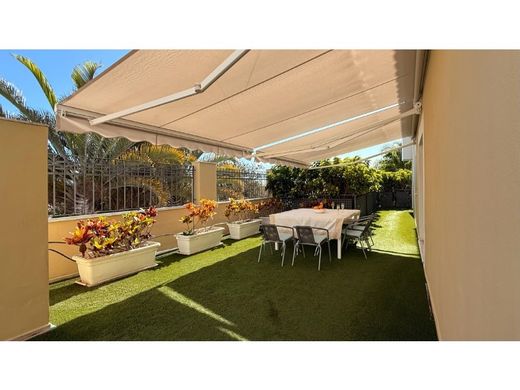 Villa Plurifamiliare a Adeje, Provincia de Santa Cruz de Tenerife
