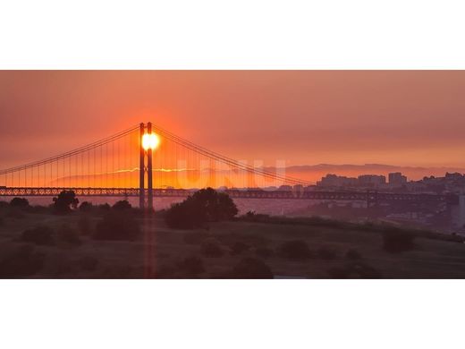Apartment in Almada, Distrito de Setúbal