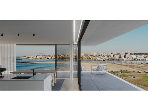 Apartment / Etagenwohnung in Vila Nova de Gaia, Distrito do Porto