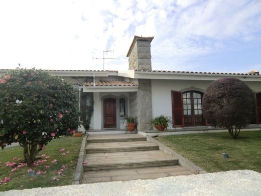 Casa de lujo en Santa Maria da Feira, Aveiro