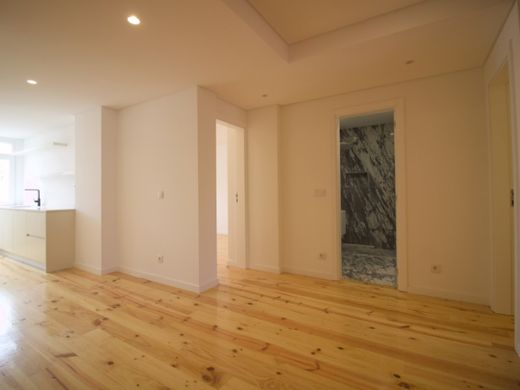 Apartment / Etagenwohnung in Cascais, Lissabon