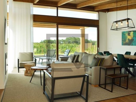 Villa multifamiliale à Óbidos, Distrito de Leiria