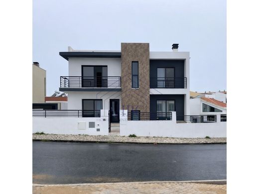 Luxury home in Almada, Distrito de Setúbal