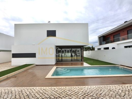 Luxus-Haus in Entroncamento, Distrito de Santarém