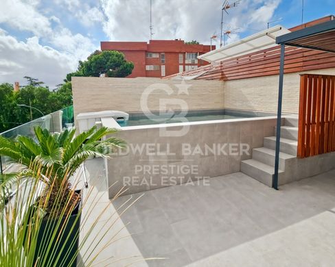 Casa de lujo en Esplugues de Llobregat, Provincia de Barcelona