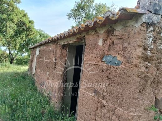 Участок, Santiago do Cacém, Distrito de Setúbal