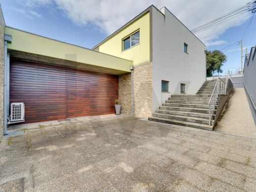 Luxury home in Oliveira do Bairro, Aveiro