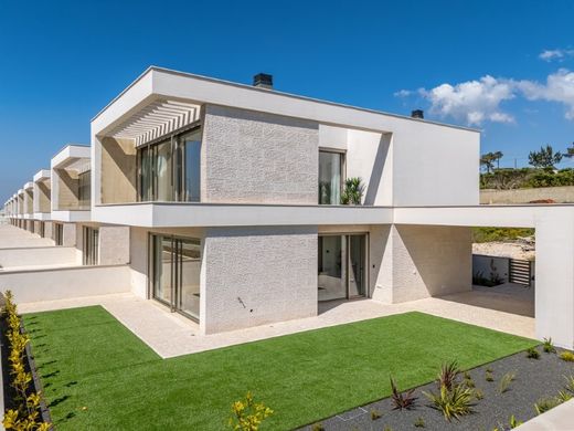 Casa di lusso a Rio Maior, Distrito de Santarém