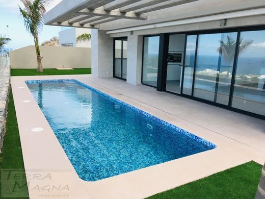 Luxury home in Adeje, Province of Santa Cruz de Tenerife
