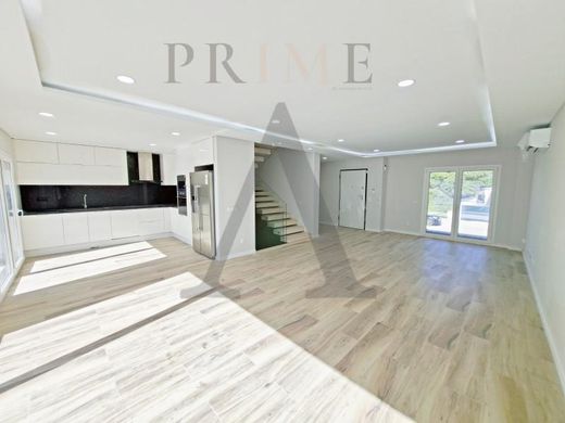 Semidetached House in Alcochete, Distrito de Setúbal