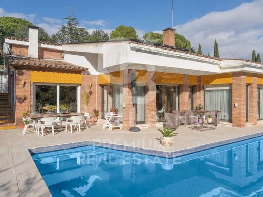 Luxury home in Cerdanyola del Vallès, Province of Barcelona