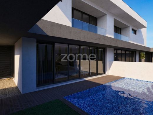 منزل ﻓﻲ Matosinhos, Distrito do Porto