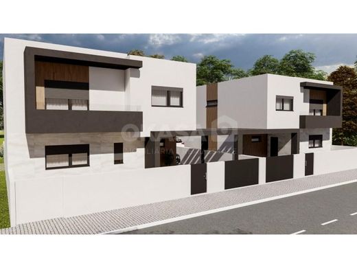 Συγκρότημα ανεξάρτητων κατοικιών σε Montijo, Distrito de Setúbal