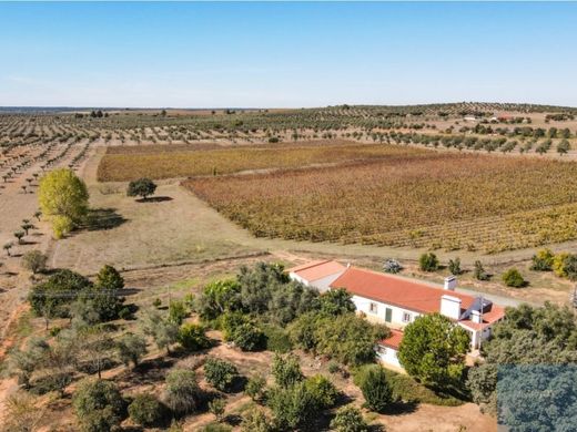 Luxury home in Avis, Distrito de Portalegre