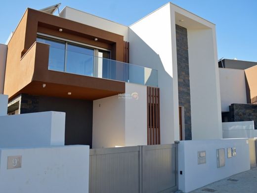 Luxury home in Caldas da Rainha, Distrito de Leiria