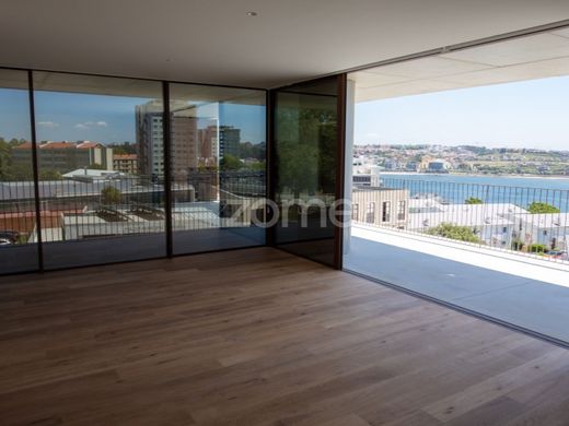 Piso / Apartamento en Oporto, Porto